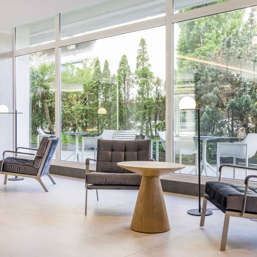 contacto de hotel ILUNION San Sebastián contacto de hotels ondarreta san sebastian